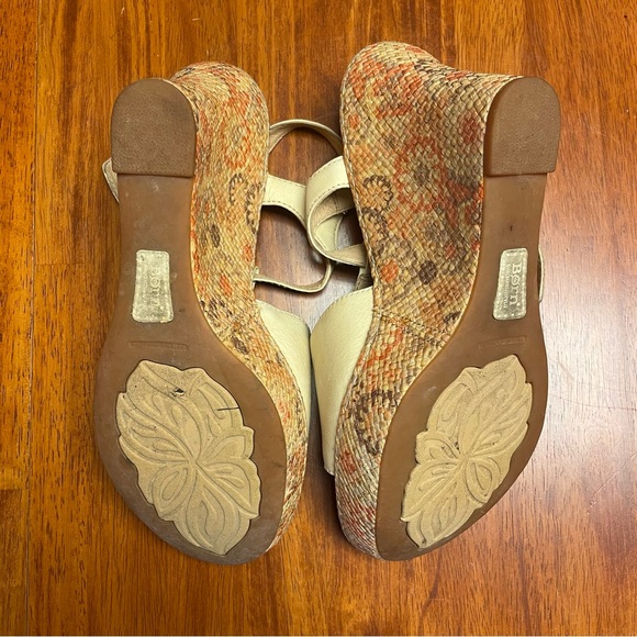 Born Patterned Wedges / Size 10 - Picture 3 of 5